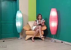 بلوند بلند بالغ ، الاغ خامه ای کانال pornتلگرام را چرخاند