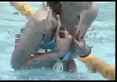 او برای Bisex MMF در جنگل کنسرو می کانال داستان پورن شود !!!